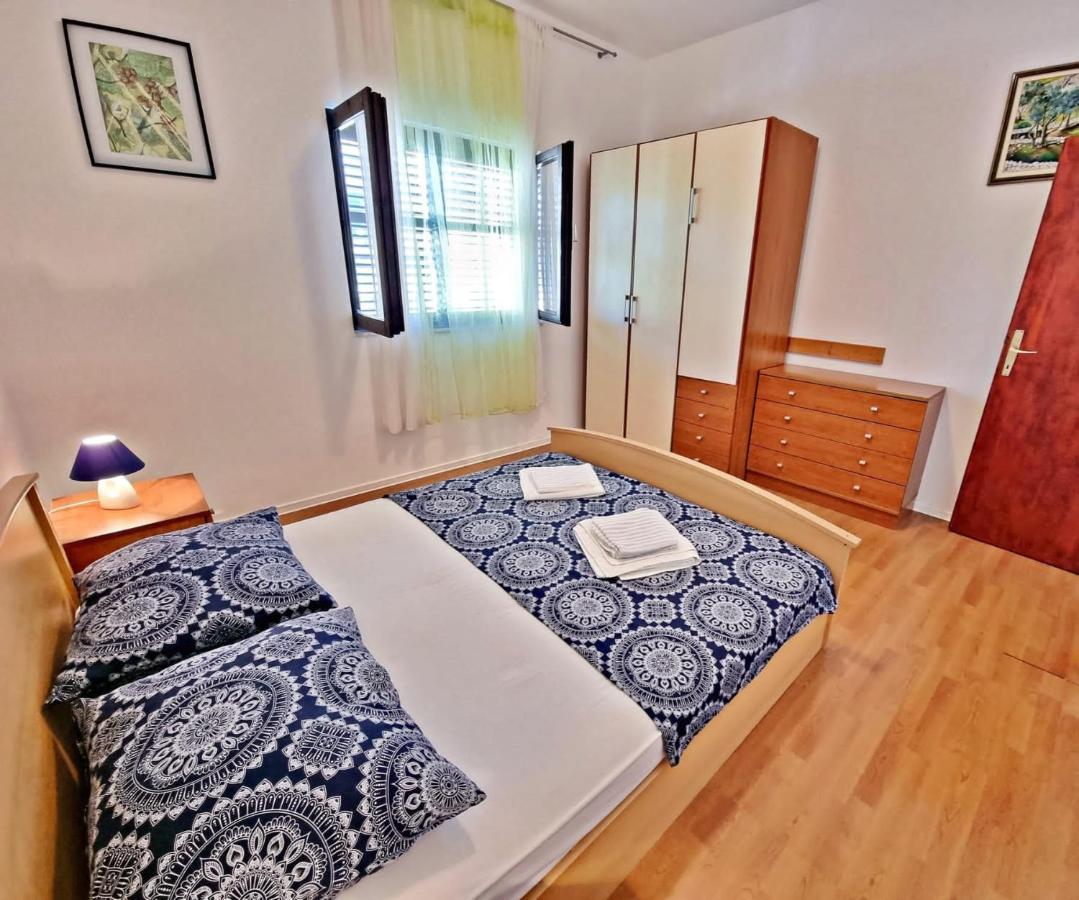 Apartman Irena With Terase End Private Parking Donji Okrug  Bagian luar foto
